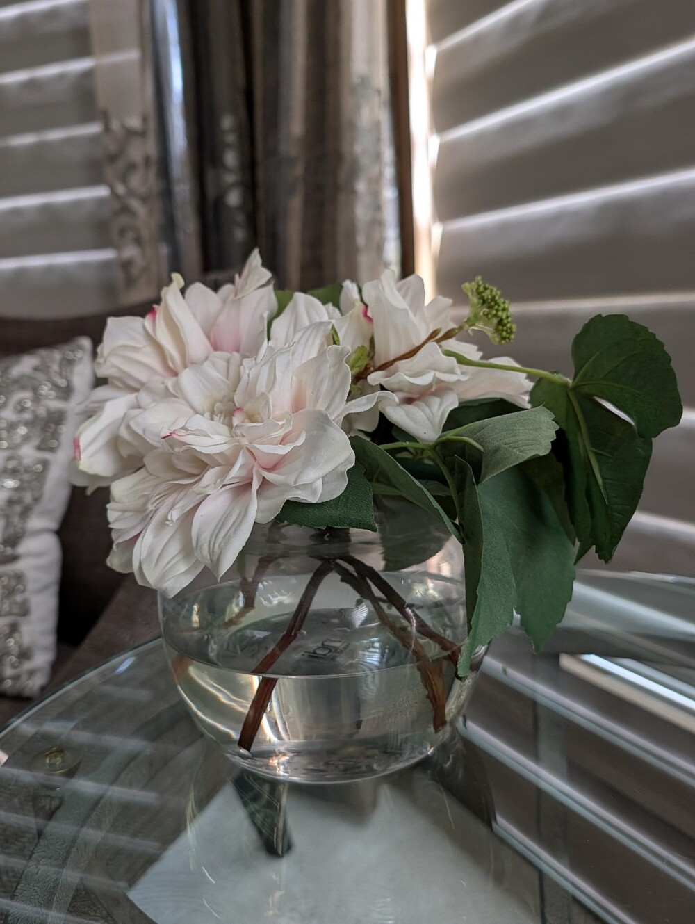 NDI real touch dahlia drop in bouquet glass vase